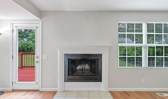 330 Whitehall Dr, Ballwin, MO 63021