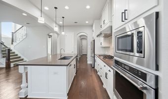 911 Midland Dr, Allen, TX 75013