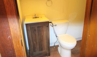 607 Lincoln, Ackley, IA 50601