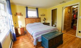 132 Milton Rd, Bristol, CT 06010