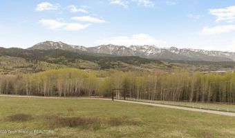 244 BLACK MOUNTAIN Ln, Alpine, WY 83128