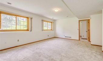 12818 Eastview Curv, Apple Valley, MN 55124
