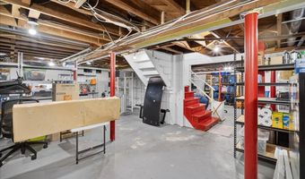 61 Upper Loudon Rd, Albany, NY 12211