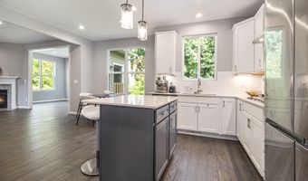 2865 Dillon Dr, Ann Arbor, MI 48105