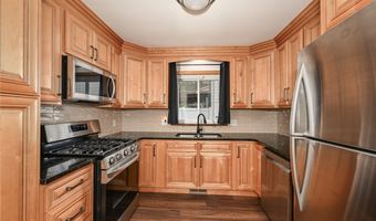 1423 Shanabrook Dr, Akron, OH 44313