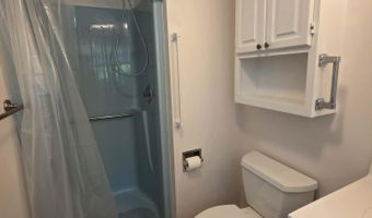 184 Carriage Hill Rd, Brattleboro, VT 05301
