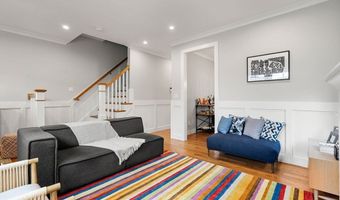 18 Breck Ave 18, Boston, MA 02135