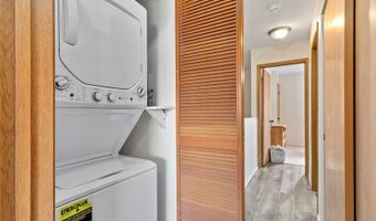 98-943 Moanalua Rd 1103, Aiea, HI 96701