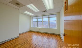 124 College Street Unit 3Rd Floor 3Rd Floor, Asheville, NC 28801