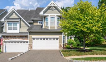 73 Lawrence Ave 73, Danbury, CT 06810