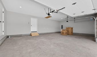 422 Beavertail Rd, Ash Grove, MO 65604