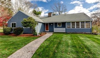33 Rosewood Ln, Cumberland, RI 02864