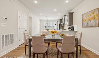 7355 MOUNTAINEER Dr, Alexandria, VA 22306