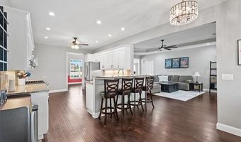 5812 Woodland Rd, Bartlesville, OK 74006