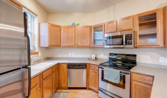 30 S Gardens Way, Fitchburg, WI 53711