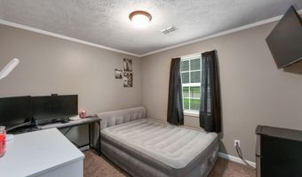 37 W Tracy St, Bells, TN 38006