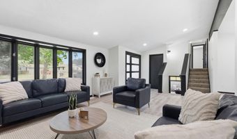 4052 N AUBURN, Bel Aire, KS 67220