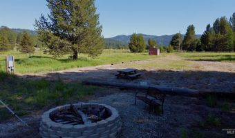 16 Smiths Ferry Dr, Cascade, ID 83611