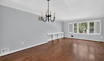 3334 2ND St S, Arlington, VA 22204
