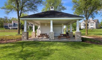 40491 N S Newport Dr, Antioch, IL 60002