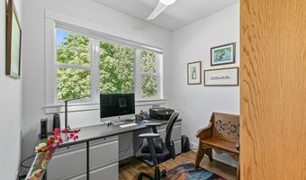 815 Creek Stone Way, Ashland, OR 97520