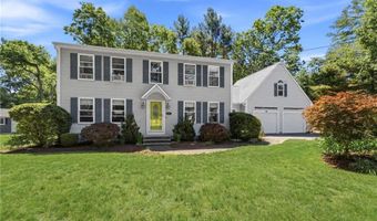 34 Crestwood Ln, Charlestown, RI 02813