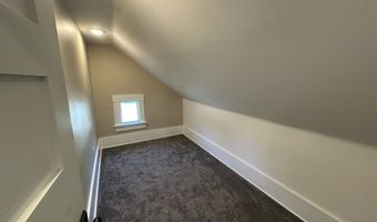 144 W 6th St, Ainsworth, NE 69210