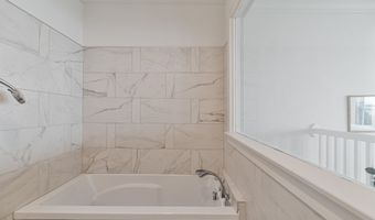 33 North Ave 12, Burlington, VT 05401
