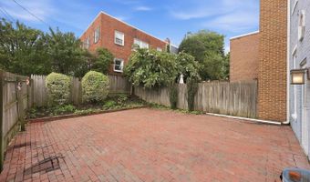 500 GIBBON St, Alexandria, VA 22314