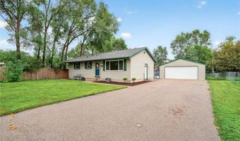 651 Randall Dr, Anoka, MN 55303