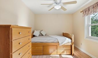 2047 North Ave, Burlington, VT 05408