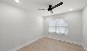 30 Benwick Ln, Bella Vista, AR 72714
