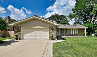 2360 N Drury Ln, Arlington Heights, IL 60004