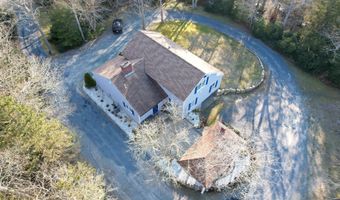 240 Oak St, Centerville, MA 02632