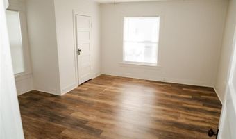 707 E 5th St, Altamont, KS 67330