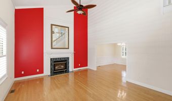 104 Talford Dr, Atlantic Beach, NC 28512