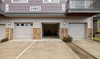 10882 NE RED WING Way 204, Beaverton, OR 97006