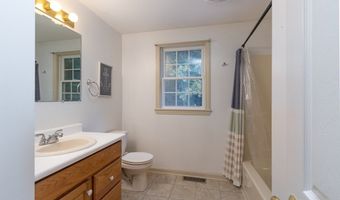 25 Calvin St, Ayer, MA 01432