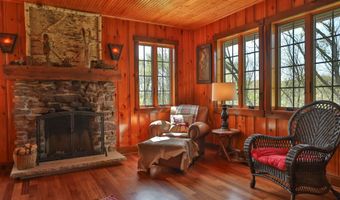 W9478 White Oak Road, Argyle, WI 53504