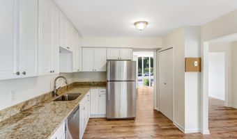 4923 CASIMIR St, Annandale, VA 22003