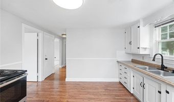 32 Rosemere Dr, East Providence, RI 02914