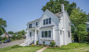 2100 PATRICK HENRY Dr, Arlington, VA 22205