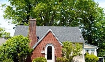 301 Hickory Ave, Bergenfield, NJ 07621