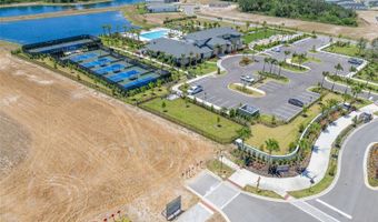 5828 WINDBREAK Ct, Apollo Beach, FL 33572