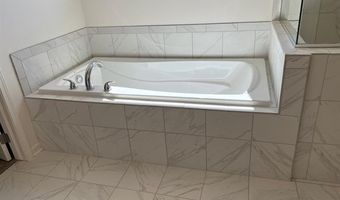 7296 Evergreen Trl, Almont, MI 48003