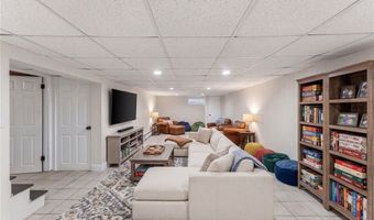 28 Plain St, East Providence, RI 02916