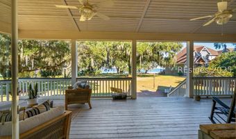 210 Old Plantation Dr, Beaufort, SC 29907