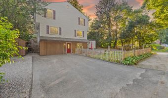 32 Rocky Glen Rd, Danbury, CT 06810