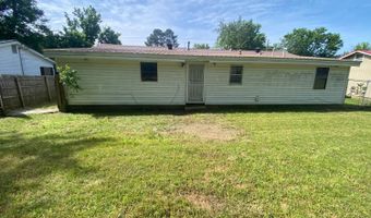 570 W Wycough St, Batesville, AR 72501