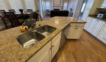 204 Piccadilly, Batesville, MS 38606